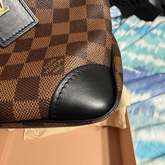 Louis Vuitton Odeon PM Crossbody - Picture 14 of 16